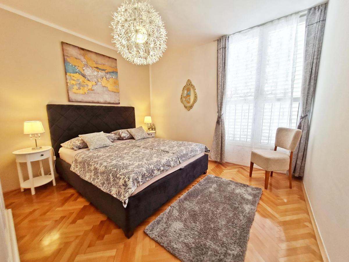 Beach Apartment Ivana Omiš Buitenkant foto