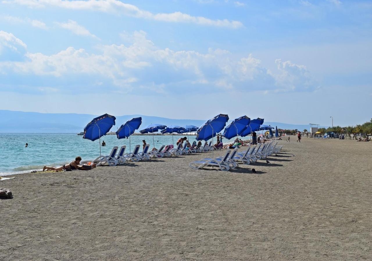 Beach Apartment Ivana Omiš Buitenkant foto